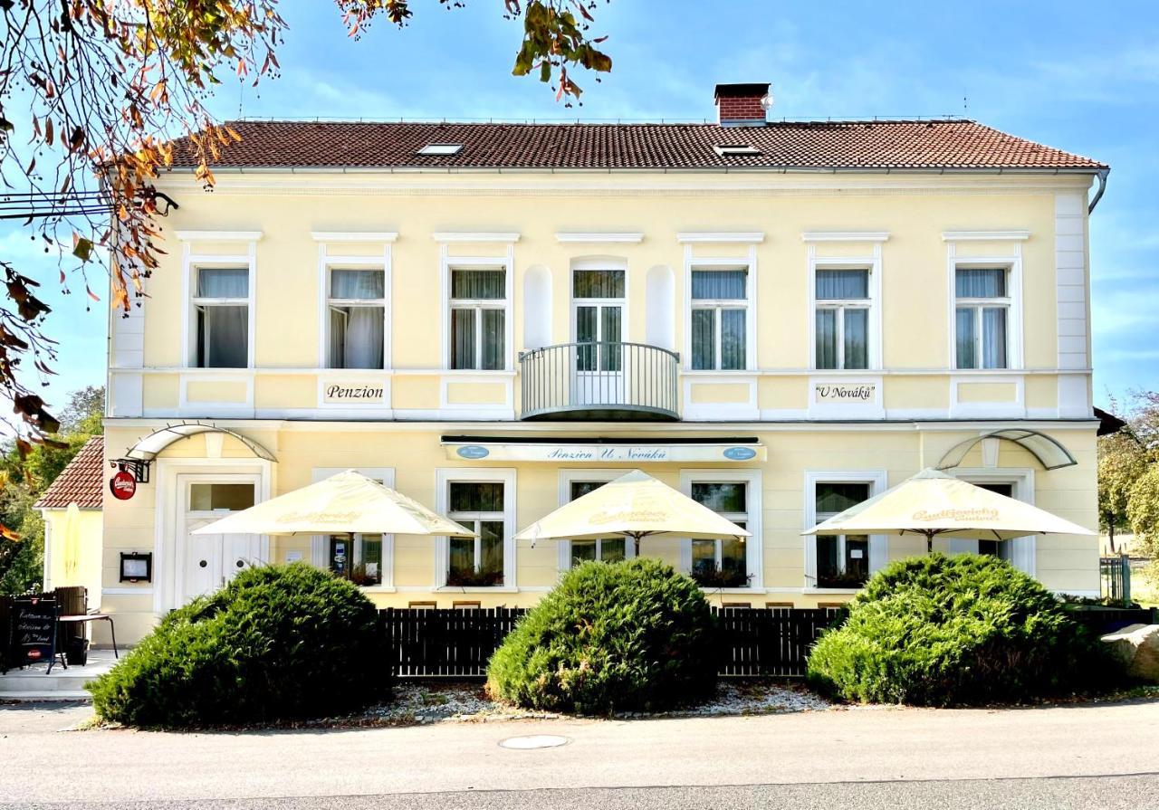 伍诺瓦库膳食公寓 Kožlí u Orlíka 外观 照片